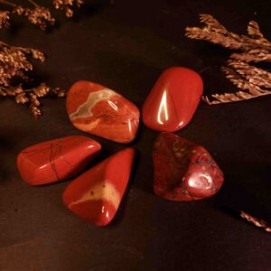 piedra jaspe rojo rodado mineral energia vital estabilidad